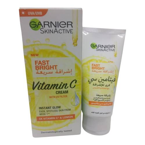 كريم التفتيح السريع لاشراقة سريعة بفيتامين سي من غارنييه - 50مل Garnier Vitamin C Rapid Glow Brightening Cream - 50ml