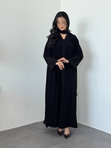 W23 | عباية Black Rose-2