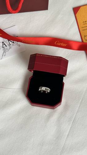 الخاتم كارتيه Cartier فضي