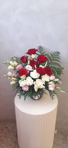 فازة ورد طبيعي 