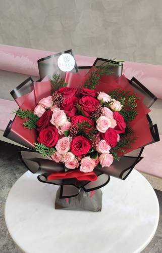 باقة ورد طبيعي