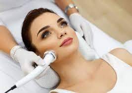 الشارب مع الذقن للنساء