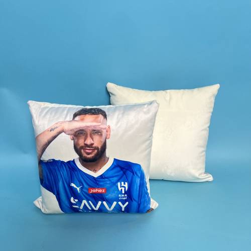 مخدة الهلال نيمار
