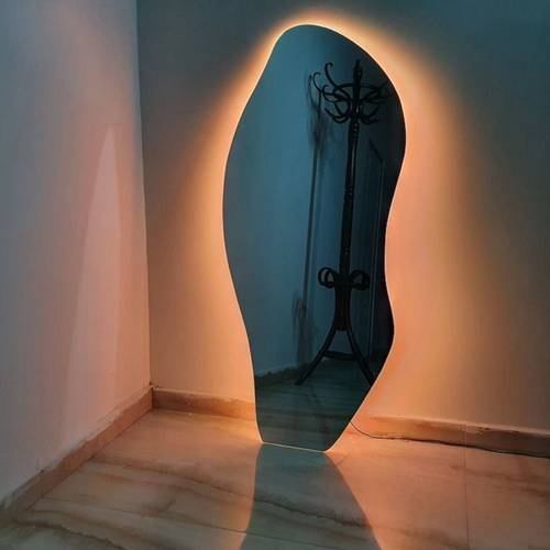 مرآة مضيئة  اطار معدن75×170 سم