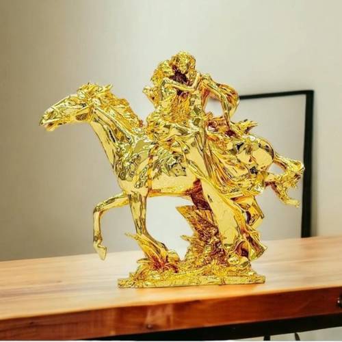 تحفه شكل الفارس 48x48x15 سم - ذهبي