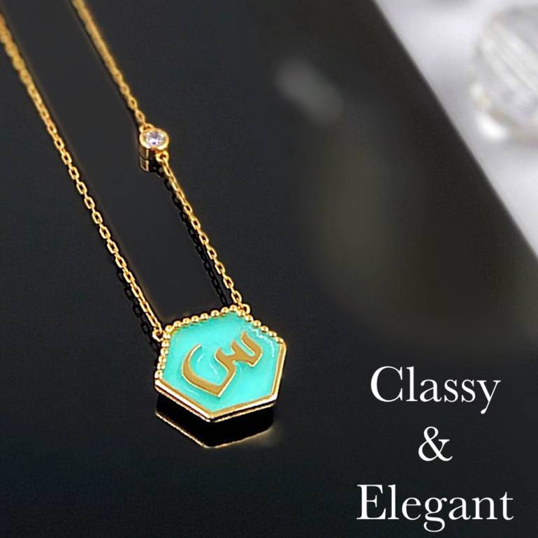 سلسال بالحرف Customized Letter Necklace