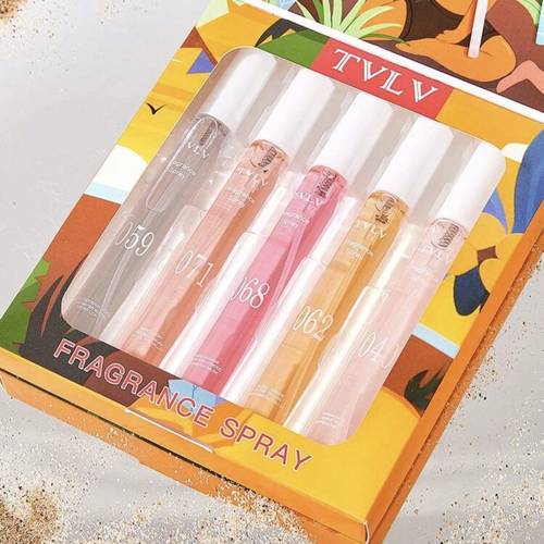 مجموعة 5 عطور TVLV إصدار محدود