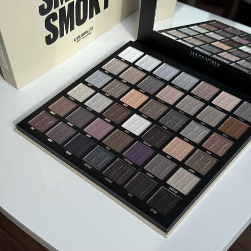 باليت ظلال عيون هرموني SMOKY
