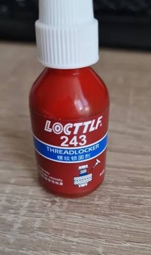 لوكتايت ازرق 243
