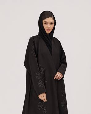 عبايات لف سوداء