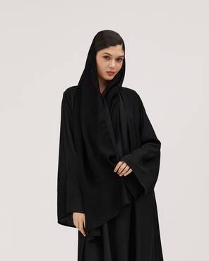 عباية بلاك بيري سوداء