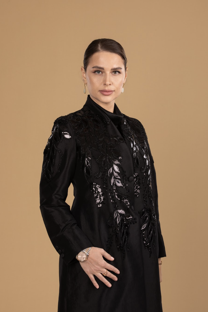Bee elegant
