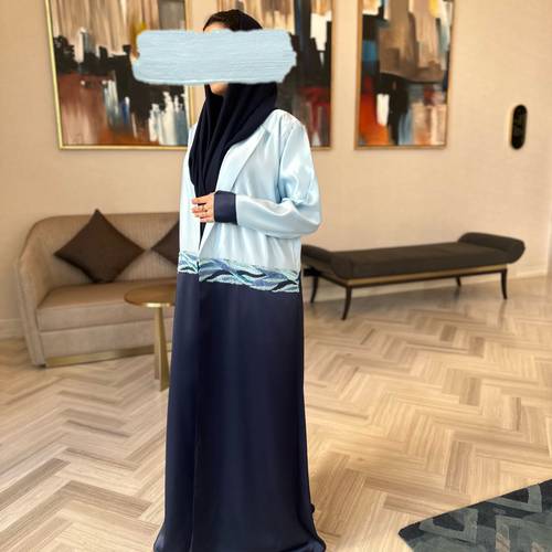 عبايه بشك ازرق 