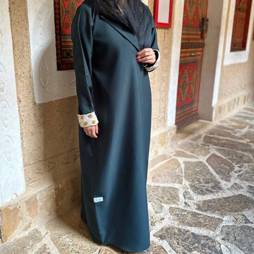 عباية بطابع سعودي 