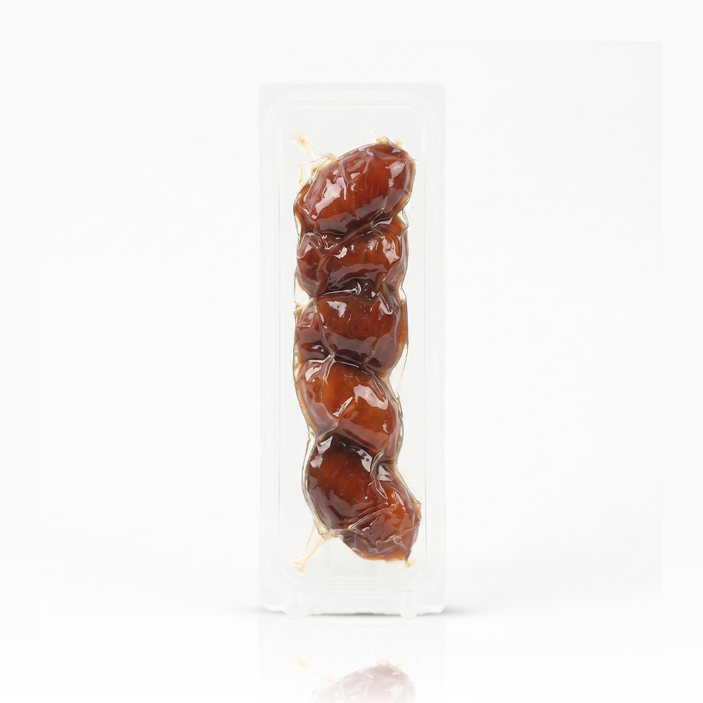 Vacuum - Packed Al-Qassim Khalas dates (strips)
