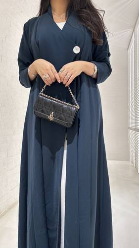 ‏Price:299 SR القماش : كريب رموش تركوازي   التفاصيل :قصة دبل كلوش متوفره بجميع الالوان شامل الطرحه🤍 الغسيل : ننصح بالغسيل الجاف فالمغاسل المختصه وعدم تعريضها لحراره قويه .
