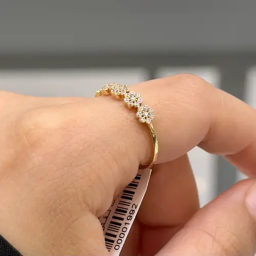خاتم ذهب عيار18 خمس وردات 