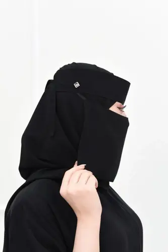 نقاب مطاط مائل - لوجو