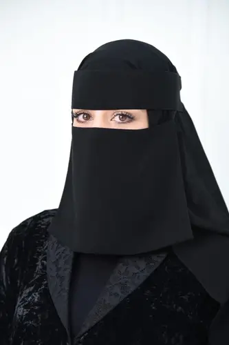 نقاب مطاط مائل