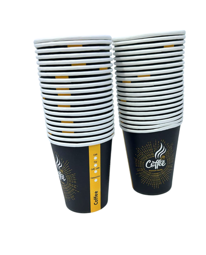 كاسات قهوة ورقية أنيقة بتصميم أسود فاخر، عليها طباعة Coffee