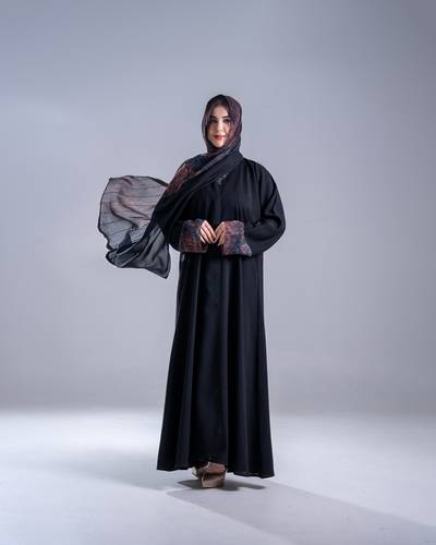 عباية وشاح الحرير