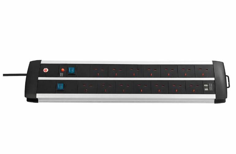 توصيلة ألماني 12 مدخل- USB -A2 مدخل- 3متر   ( BRENNENSTUHL)