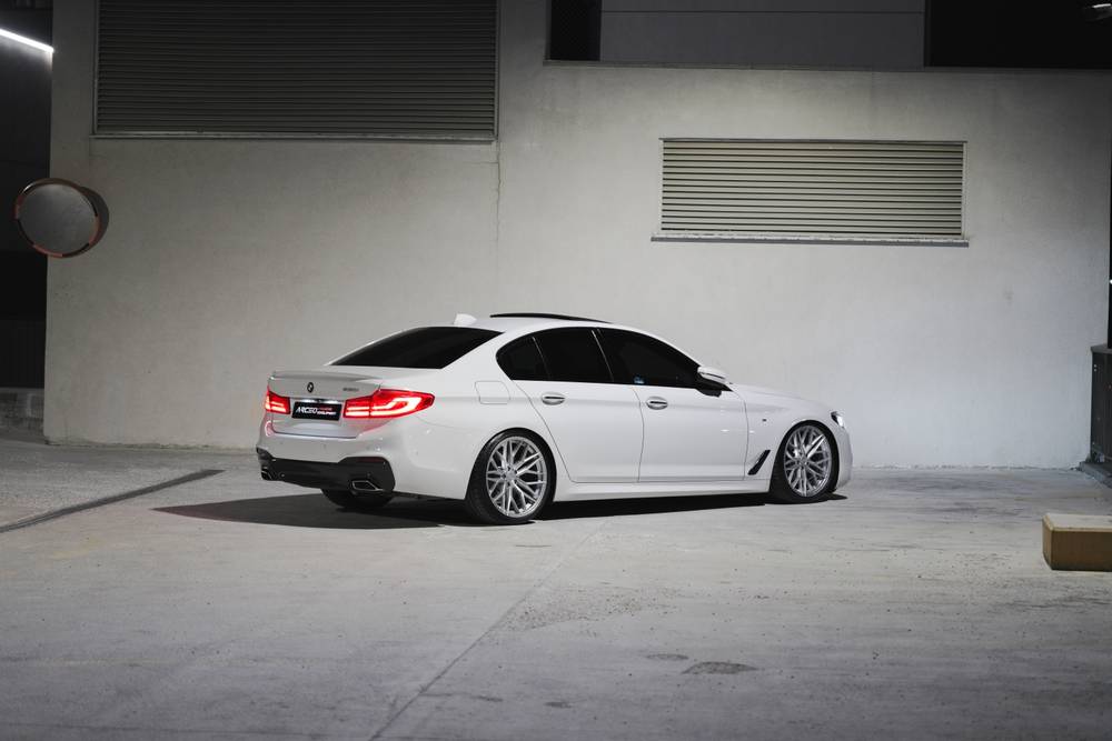 VALENCIA WHITE SILVER