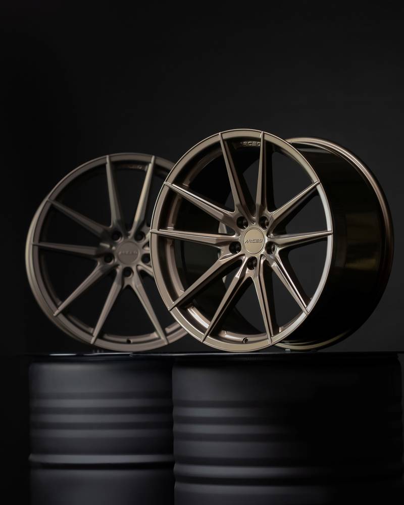 Arceo monaco glossy bronze
