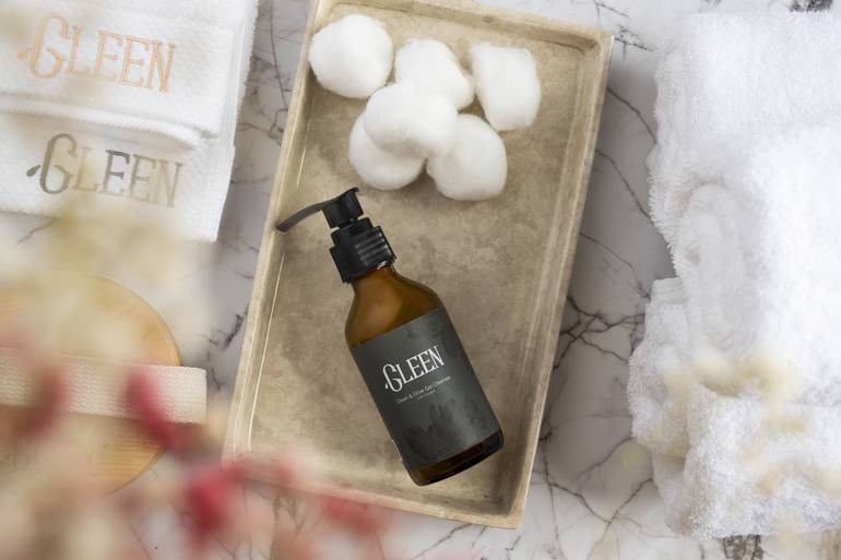 Clean &amp; Glow Gel Cleanser 
