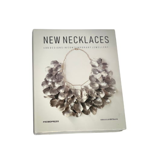 New Necklaces: 400 Designs in Contemporary Jewellery