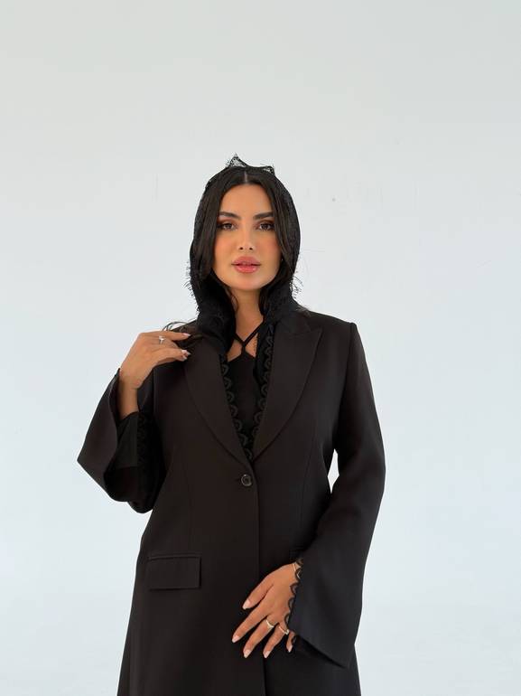 عباية كريب رسمية مزينة بالدانتيل