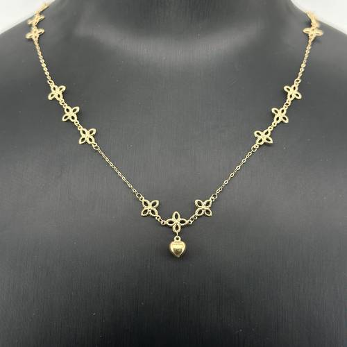 عقد ذهب عيار 18