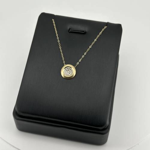 عقد ذهب عيار 18