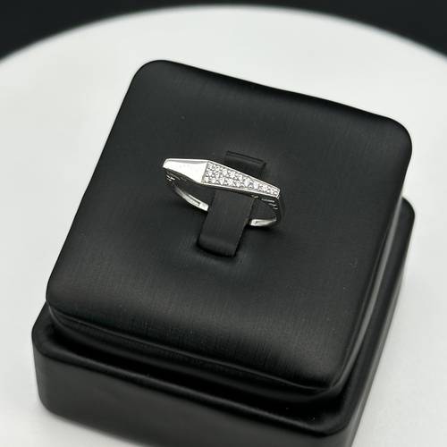 خاتم ذهب عيار 18