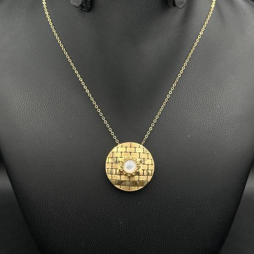  عقد ذهب عيار 18