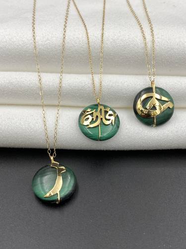 Gold necklace with malachite natural stone