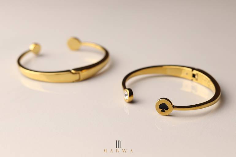 سوار بكريستالة وشعار الماركة | Kate Spade
