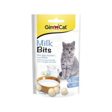 مكافأة بنكهة الحليب للقطط من شركة GimCat