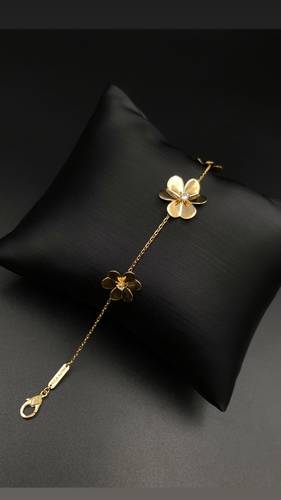 سوارة ذهب عيار 18