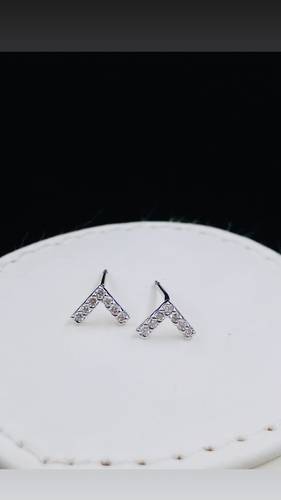 NATURAL DIAMOND EARRING WITH GOLD K18