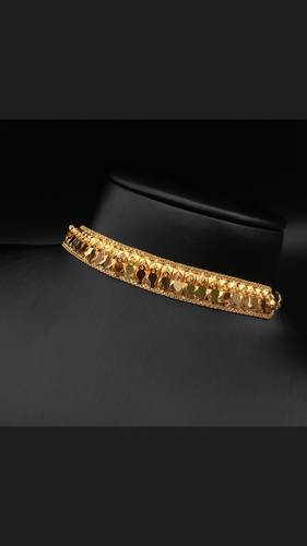 ‎مزنط ذهب عيار 21