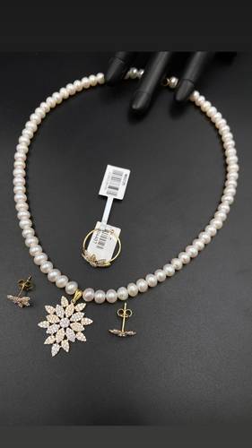 GOLD HALF SET K18 WITH CULTURED PEARL