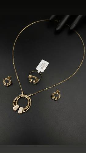 YELLOW GOLD HALF SET K18