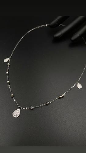 WHITE GOLD NECKLACE K18