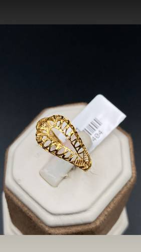 GOLD RING K21