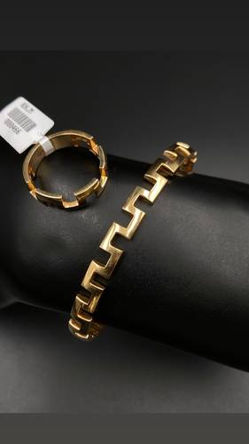 GOLD BRACELET WITH RING K18