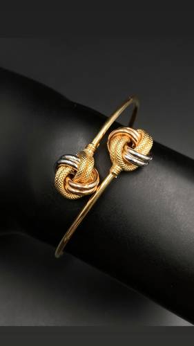 GOLD BRACELET K18