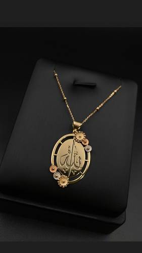عقد ذهب أصفر عيار 18