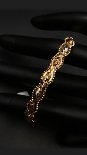 سوارة ذهب عيار 18
