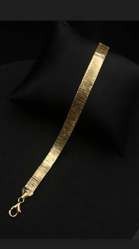 سوارة ذهب عيار 18
